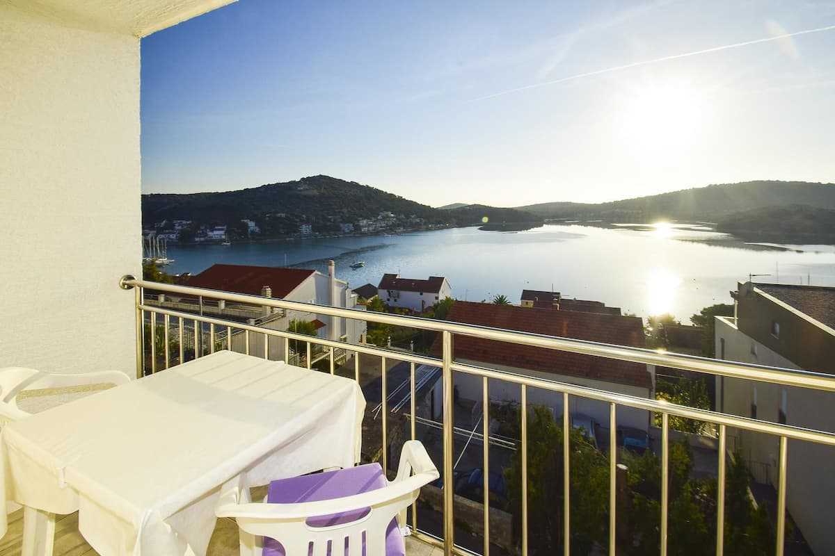 Appartement, Plusieurs lits | Balcon