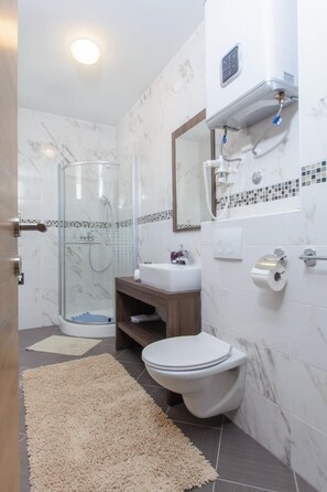 Bathroom - Apartments Villa Aurora 4 (Okrug)