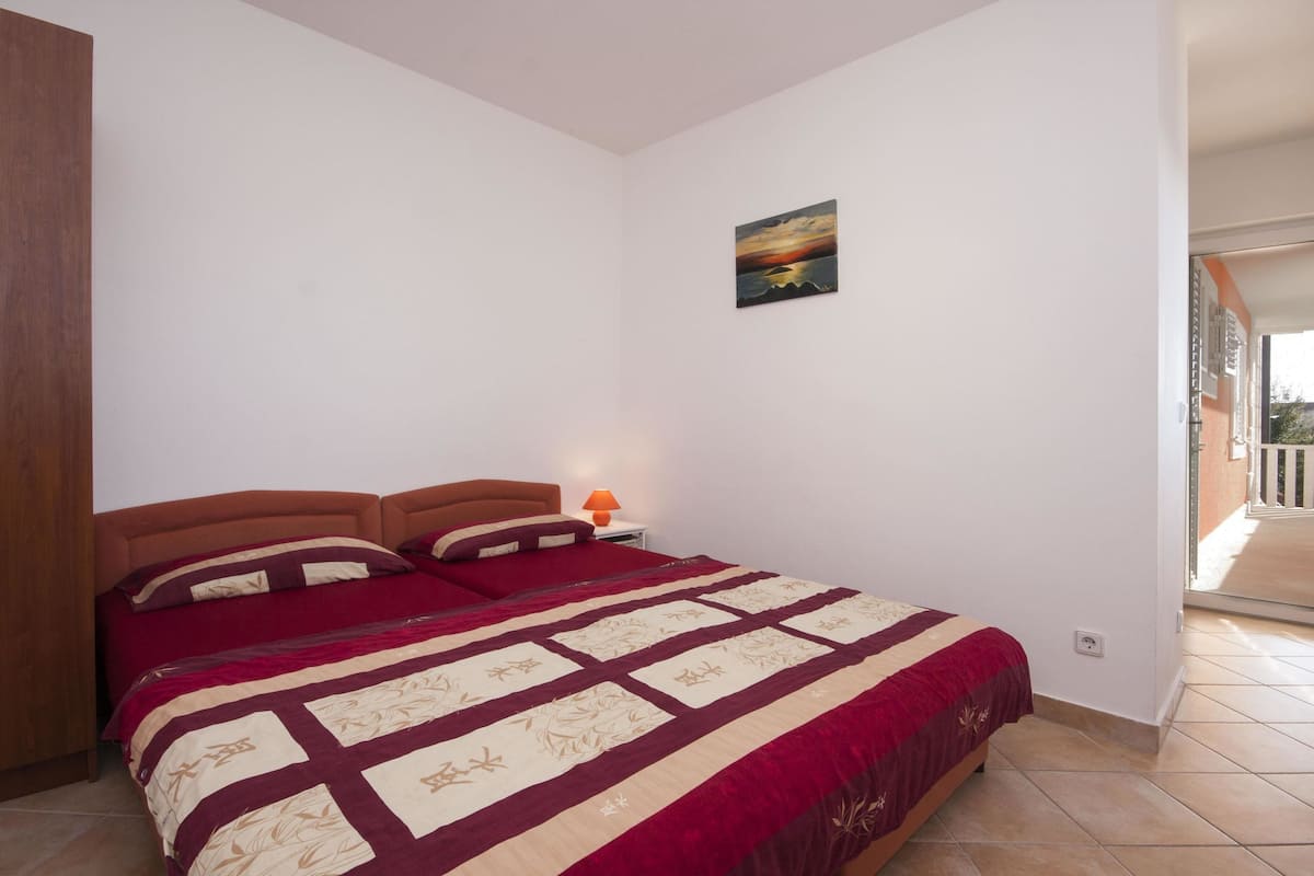 Apartment, 1 Doppelbett | Kostenloses WLAN, Bettwäsche