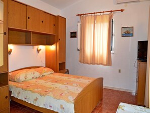 Apartment, 1 Double Bed | Private kitchen - Apartments Peko (Pag)
