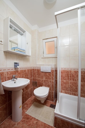 Bathroom - Apartments Ljubičić (Rogoznica)