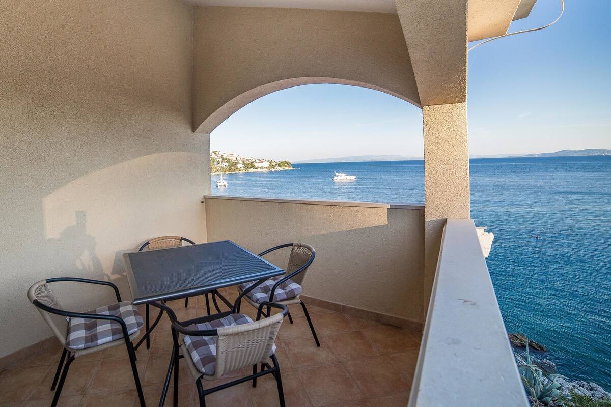 Apartment, Mehrere Betten | Balkon