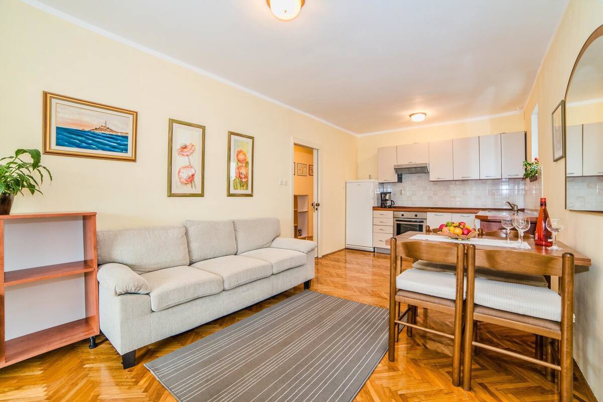Apartment, Multiple Beds | Living room | TV