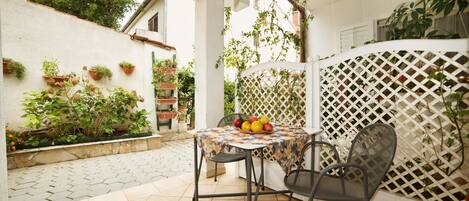 Apartment, 1 Doppelbett | Balkon