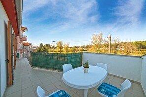 Huoneisto, useita sänkyjä | Parveke