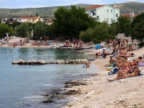 Beach nearby - Apartments Ivan Rogoznica (Rogoznica)