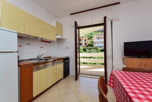 Appartamento, letti multipli | Cucina privata | Piano cottura, pentole/stoviglie/utensili