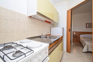 Private kitchen - Apartments Valentić 1218 (Pag)