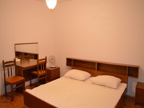 Apartament, diversos llits | Cuina privada | Frigorífic 