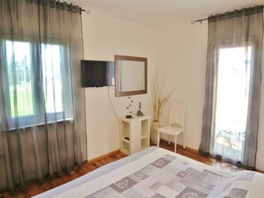 Villa, Multiple Beds | Private kitchen | Stovetop, dishwasher, cookware/dishes/utensils - Holiday House Lico (Svetvincenat)