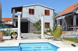 Apartment, Mehrere Betten | Außenpool