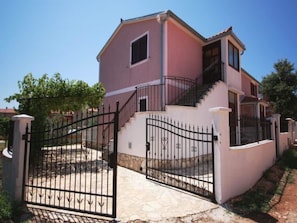 Villa, Multiple Beds | Front of property