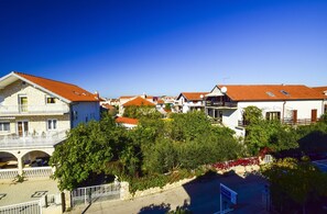 Departamento, varias camas | Vista frontal de la propiedad