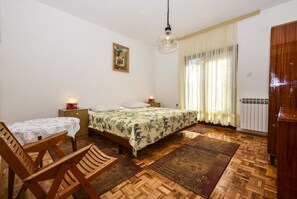 Apartment, Mehrere Betten | Eigene Küche | Mikrowelle, Ofen, Herdplatte, Kochgeschirr/Geschirr/Besteck