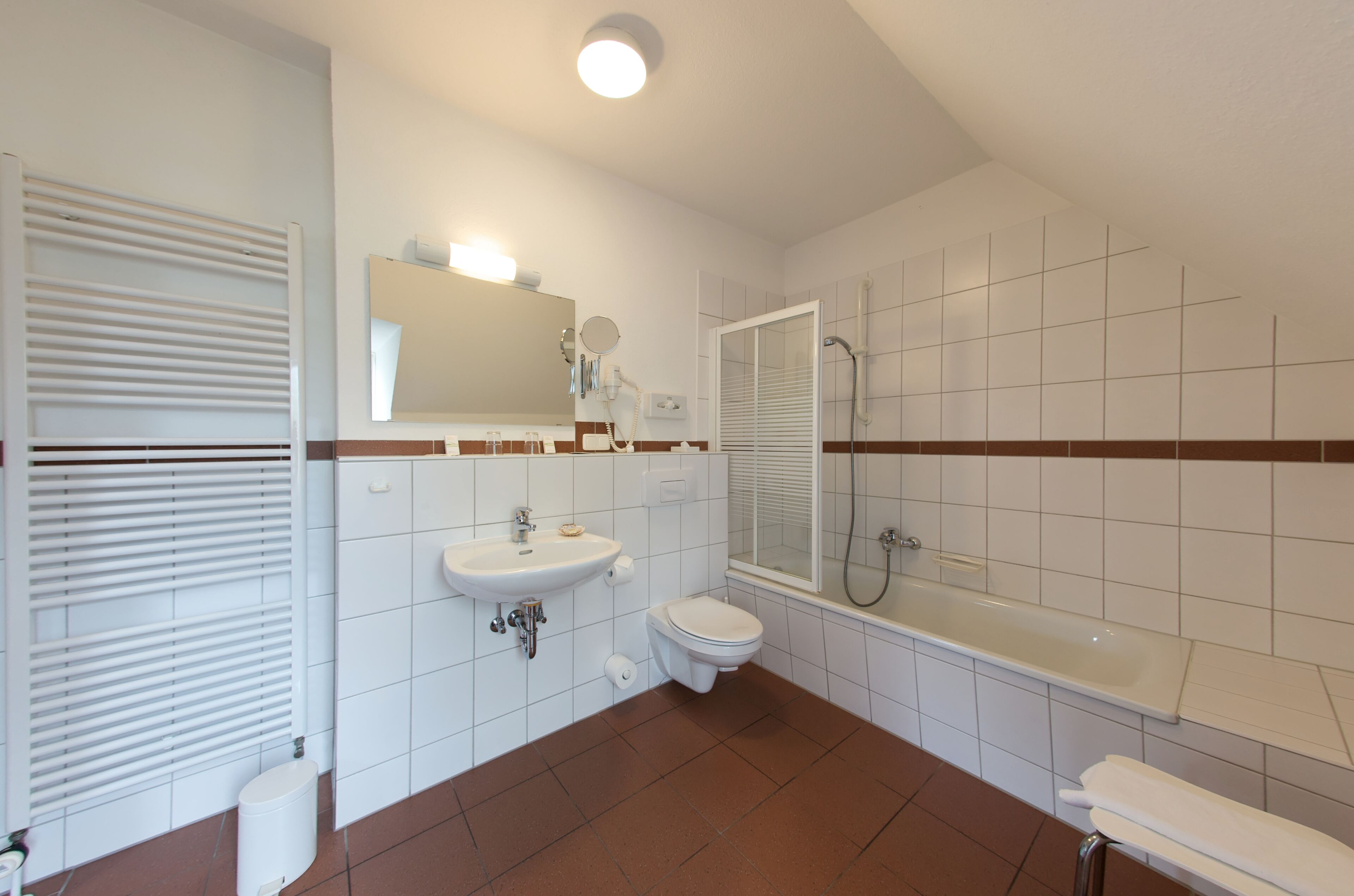 comfort twin room | bathroom | hair dryer, towels