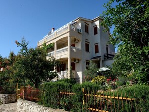 Apartment, Mehrere Betten | Außenbereich