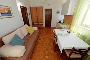 Apartment, 1 Double Bed with Sofa bed | Living room