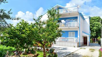 Apartment, Multiple Beds | Front of property