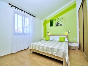 House, Multiple Beds | Private kitchen | Stovetop, dishwasher - Holiday House Bruno / K1 (Pula)