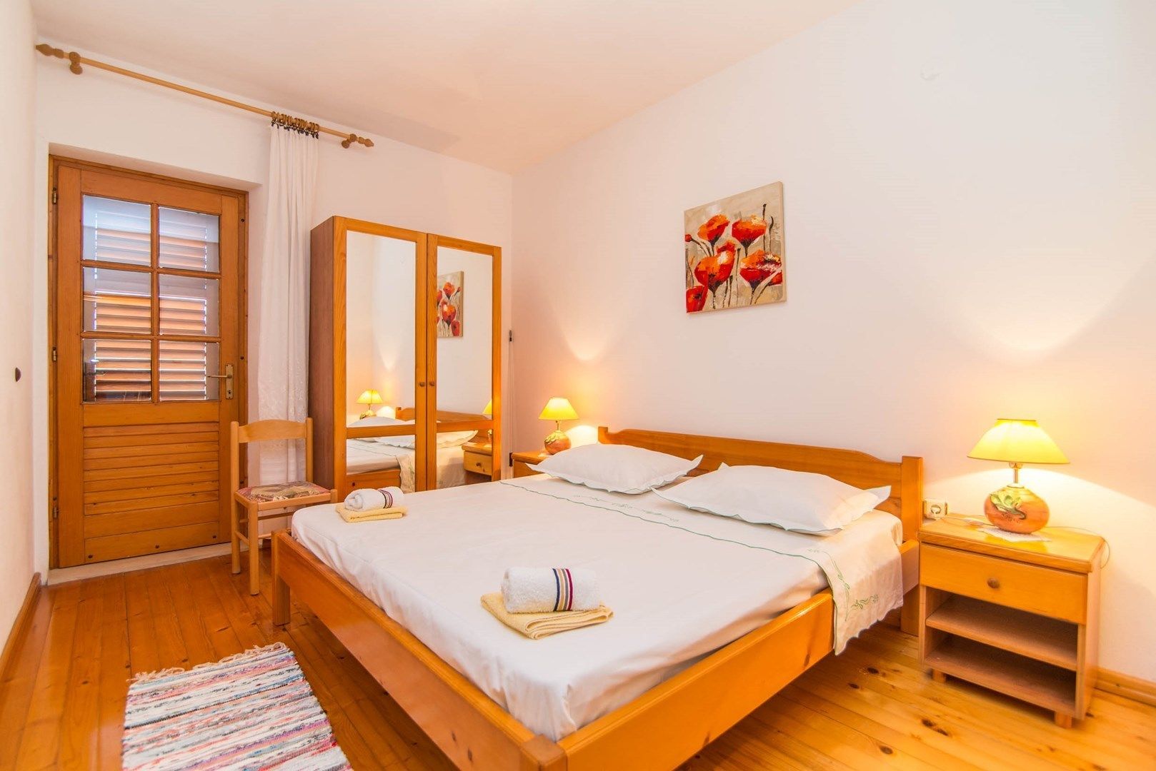 Apartment, 2 Double Beds | Private kitchen | Stovetop