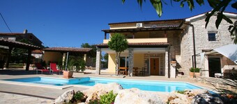 Villa Nada Flores