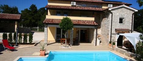 Villa, Mehrere Betten | AuĂenpool