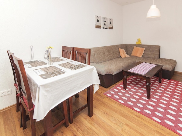 Apartment, 1 Double Bed | Living room