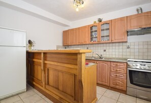 Apartment, Mehrere Betten | Eigene Küche | Herdplatte, Kochgeschirr/Geschirr/Besteck