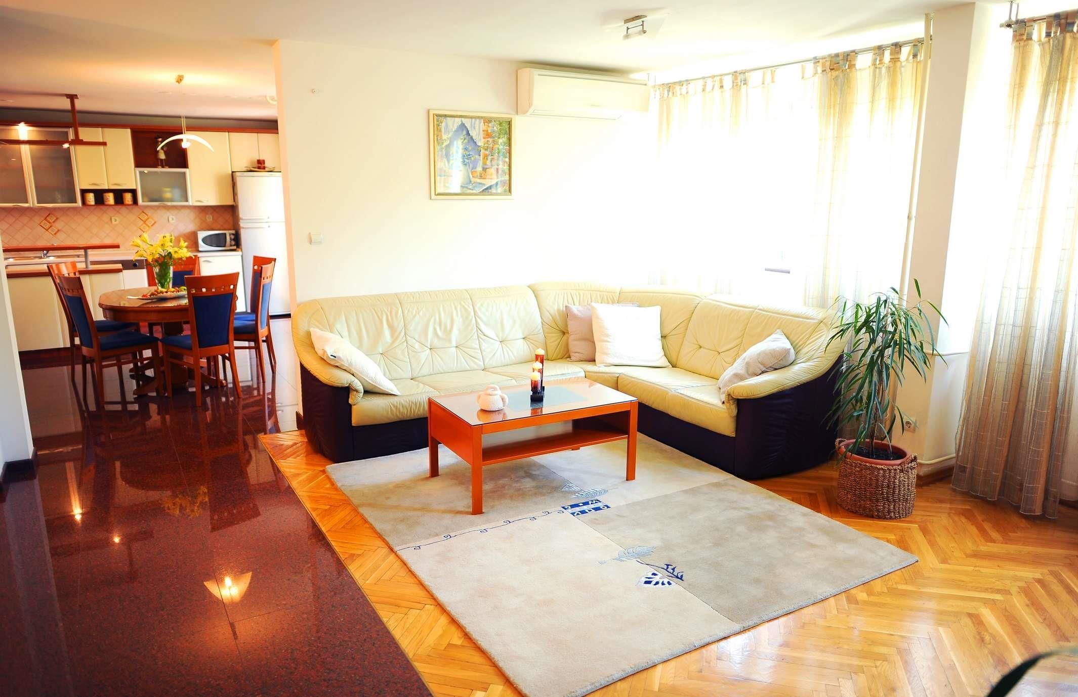 Apartment, Multiple Beds | Living room | TV