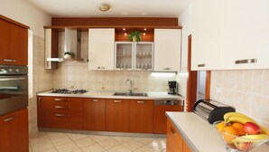 Villa, Multiple Beds | Private kitchen