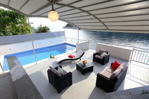 빌라, 침대(여러 개) | 발코니