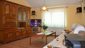 House, Multiple Beds | Living room - Holiday House Fragola (Tinjan)