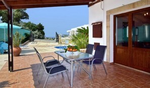 Villa, 3 Bedrooms | Terrace/patio