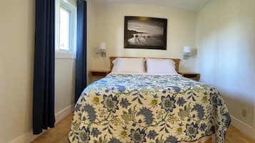 Suite – superior, eget bad, hageutsikt (Suite #3) | 1 soverom, strykejern/-brett og wi-fi (inkludert)