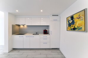 Appartement Confort | Cuisine privée | Plaque de cuisson, bouilloire électrique