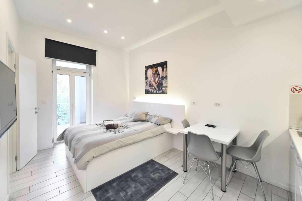 Soundproofing, iron/ironing board, free WiFi, bed sheets