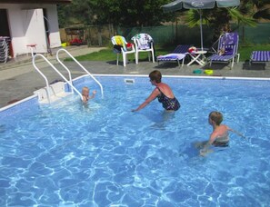 Outdoor pool - Layia Bungalow (Lageia)