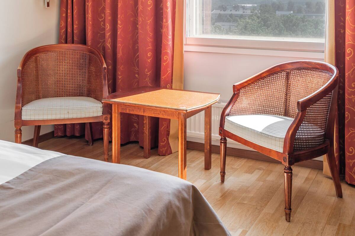 standard single room | desk, laptop workspace, blackout curtains, iron/ironing board