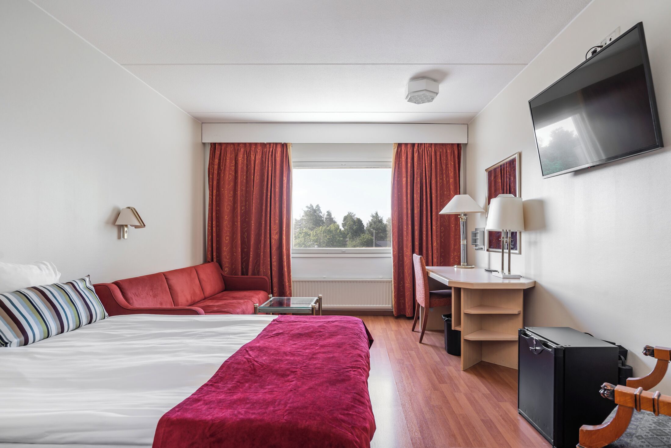 standard single room | desk, laptop workspace, blackout curtains, iron/ironing board