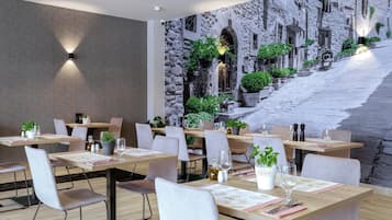 2 restaurants, breakfast, lunch, dinner served; Italian cuisine