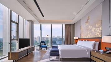 King One Bedroom Premium Suite