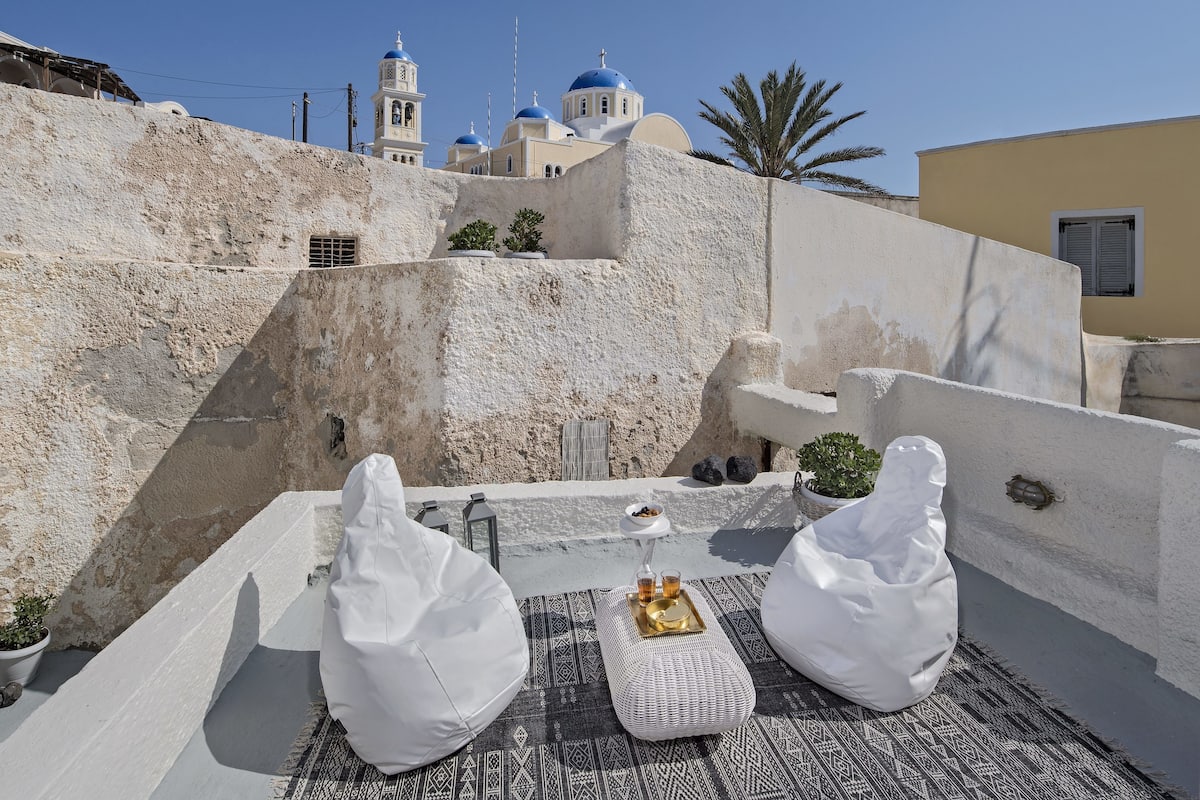 Suite, Multiple Beds (White) | Terrace/patio