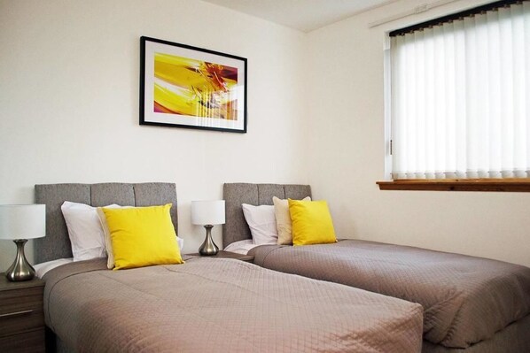 Superior-huoneisto | Silitysrauta/-lauta, ilmainen Wi-Fi, vuodevaatteet