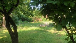 Basic Apartment, Terrace, Ground Floor (Ferienwohnung 2) | Garden view - Ferienwohnungen Birner (Herrsching am Ammersee)