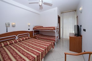 1 bedroom, in-room safe, soundproofing, cots/infant beds