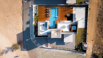 Elite Villa, Beach View | Room amenity