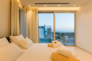 Villa Élite, accessible aux personnes à mobilité réduite, vue mer | Équipements de la chambre
