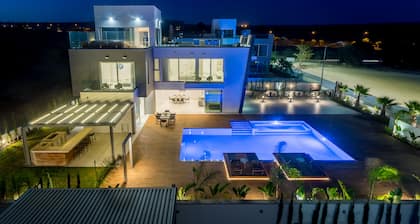 Cove Seaview Villas