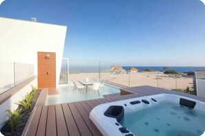 Elite Villa, Beach View | Room amenity