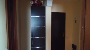 Departamento clásico, 1 cama matrimonial y sofá cama, vista a la ciudad
